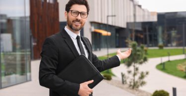 Job for Loan Officer (Real Estate)