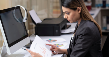 How to Become a Data Analyst (Finance) in Canada