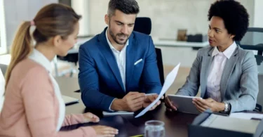 Financial Analyst in Canada