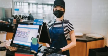 Unskilled Jobs in USA | The Real Cost of Relocating to the USA on an EB-3 Visa for Foreigners